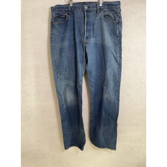 Levi's 501 Medium Wash Button Fly Original Fit Straight Leg Jeans sz 36x30 - Picture 1 of 8